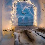 Lucky Ranch Snow Igloos *