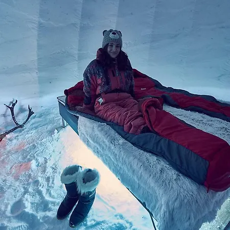 Lucky Ranch Snow Igloos