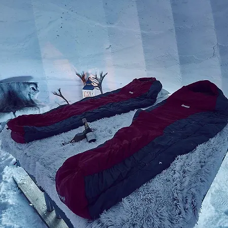 Lucky Ranch Snow Igloos