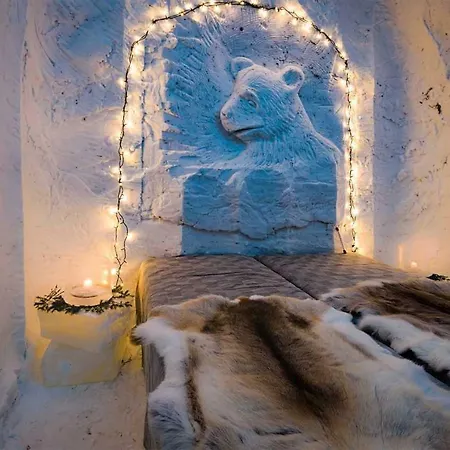 Lucky Ranch Snow Igloos *