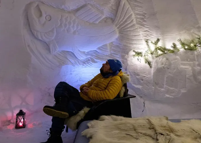 Lucky Ranch Snow Igloos *